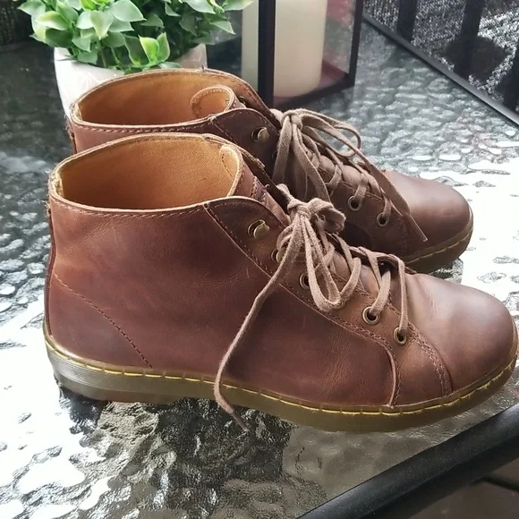Vintage Doc Martens BROWN chukka boot | size 8 women 7 men *see listing - Picture 2 of 9